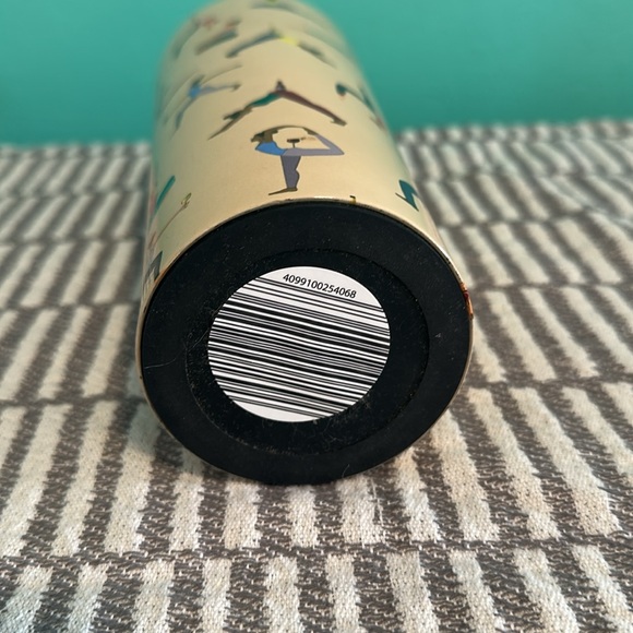 NWT 24 oz Crofton Yoga Women Insulated Water Bottle Wine Flask Stainless Steel - Picture 4 of 5